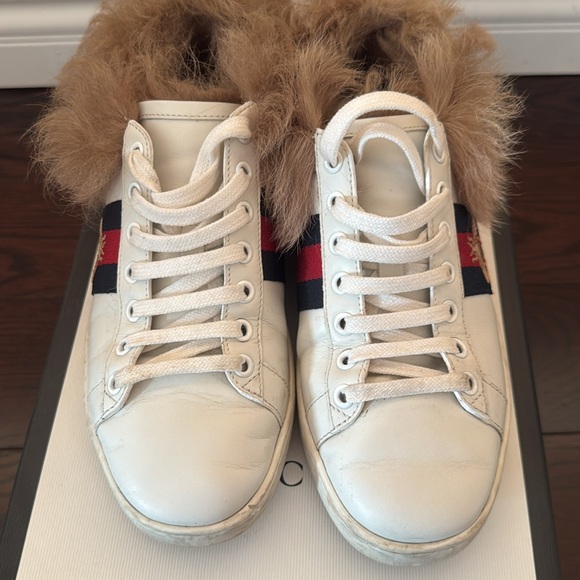 Gucci sneaker with bee - Picture 7 of 9